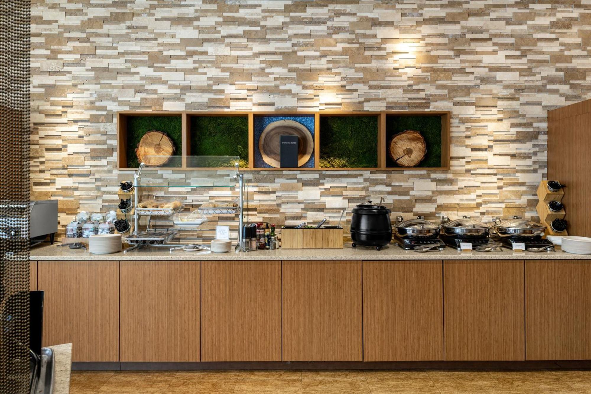 Springhill Hotel 3*